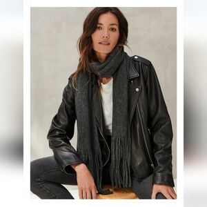 Lucky Brand Charcoal gray fringe scarf